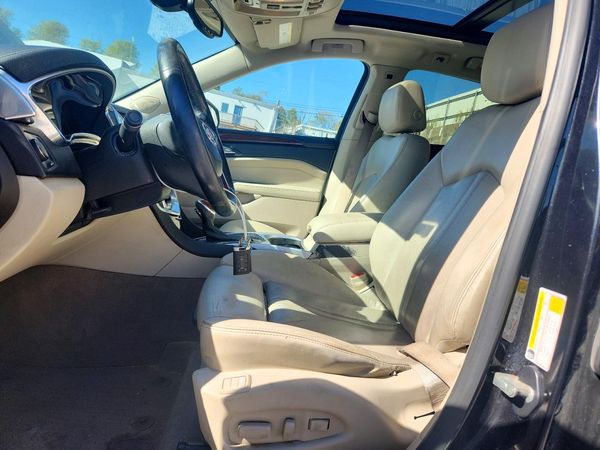 2013 CADILLAC SRX Luxury — DENT