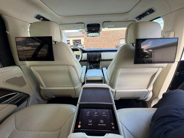2023 LAND ROVER RANGE ROVER Autobiography