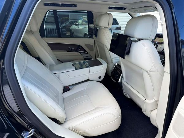 2023 LAND ROVER RANGE ROVER Autobiography