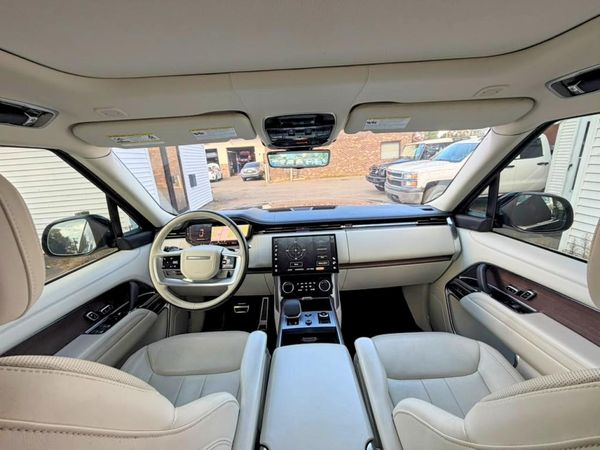 2023 LAND ROVER RANGE ROVER Autobiography