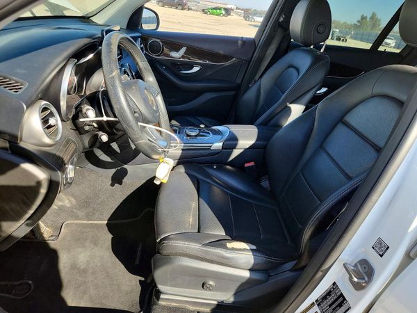 2018 MERCEDES-BENZ GLC GLC300 — DENT