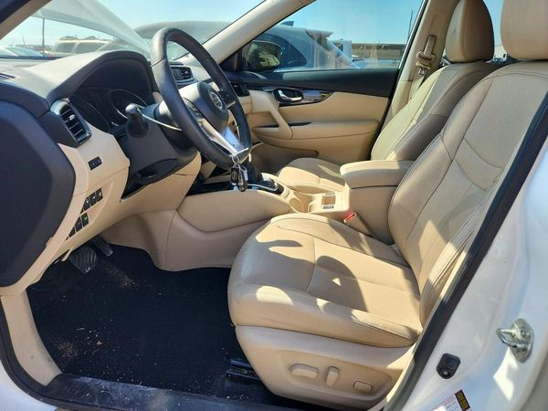 2019 NISSAN ROGUE — DENT
