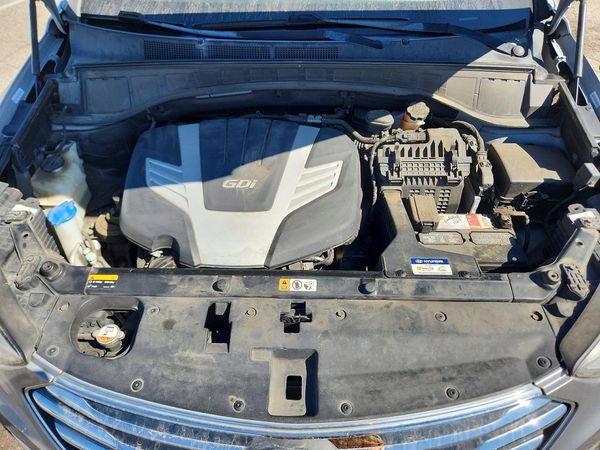 2013 HYUNDAI SANTA FE TOP — Engine bay