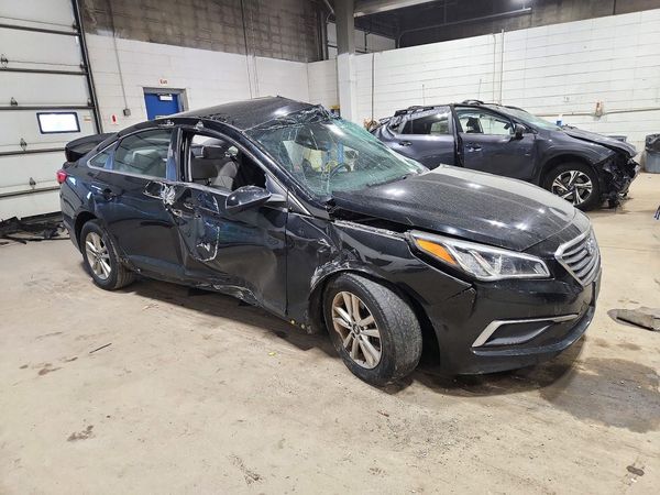 2016 HYUNDAI SONATA — Passenger 3/4
