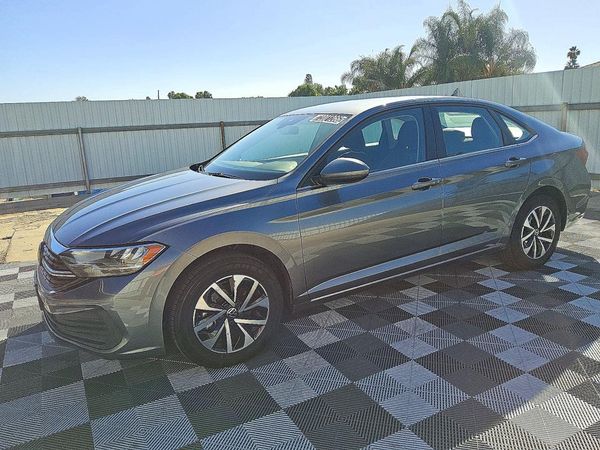 2024 VOLKSWAGEN JETTA S, S (AQ301 Trans) — Front 3/4