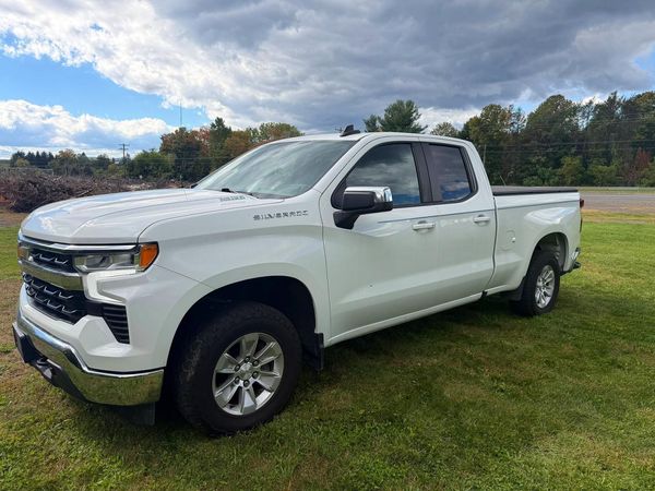 2022 CHEVROLET SILVERADO LT