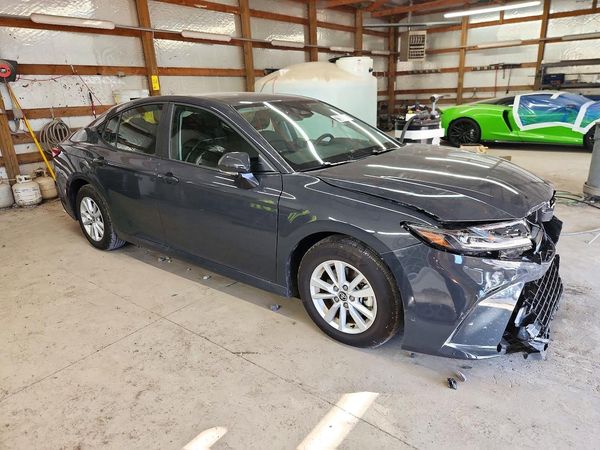 2026 TOYOTA CAMRY — Passenger 3/4