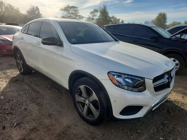 2017 MERCEDES-BENZ GLC-CLASS GLC300-4M — Passenger 3/4