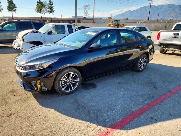 2024 KIA FORTE — DSFA — Front 3/4