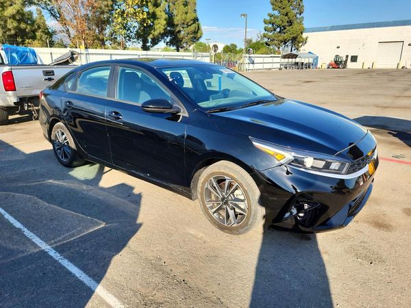 2024 KIA FORTE LX, LXS — Passenger 3/4