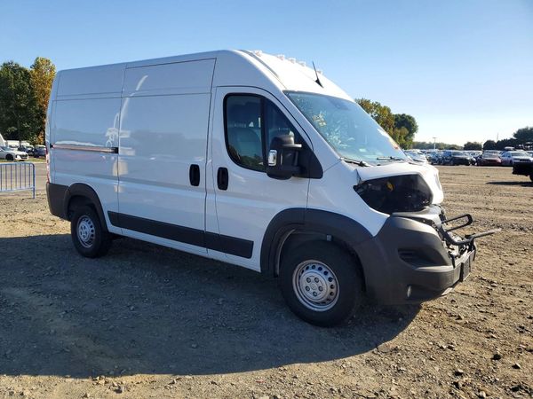 2026 RAM PROMASTER 2500 — Passenger 3/4