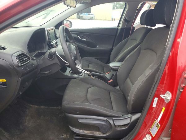 2019 HYUNDAI ELANTRA Elantra GT — DENT
