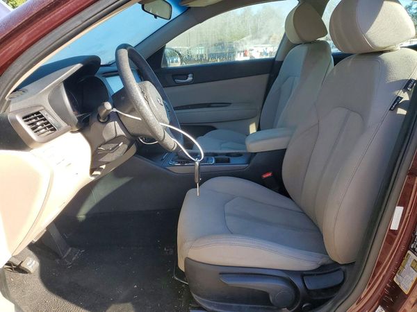 2018 KIA OPTIMA LX — DENT