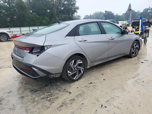 2025 HYUNDAI ELANTRA SEL Convenience — PSRA