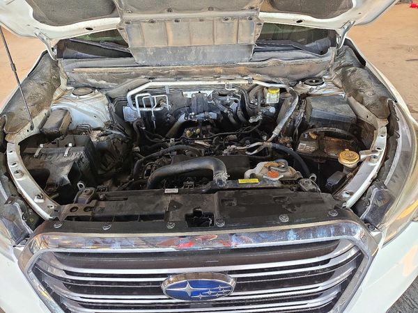 2022 SUBARU ASCENT Limited 7 — Engine bay