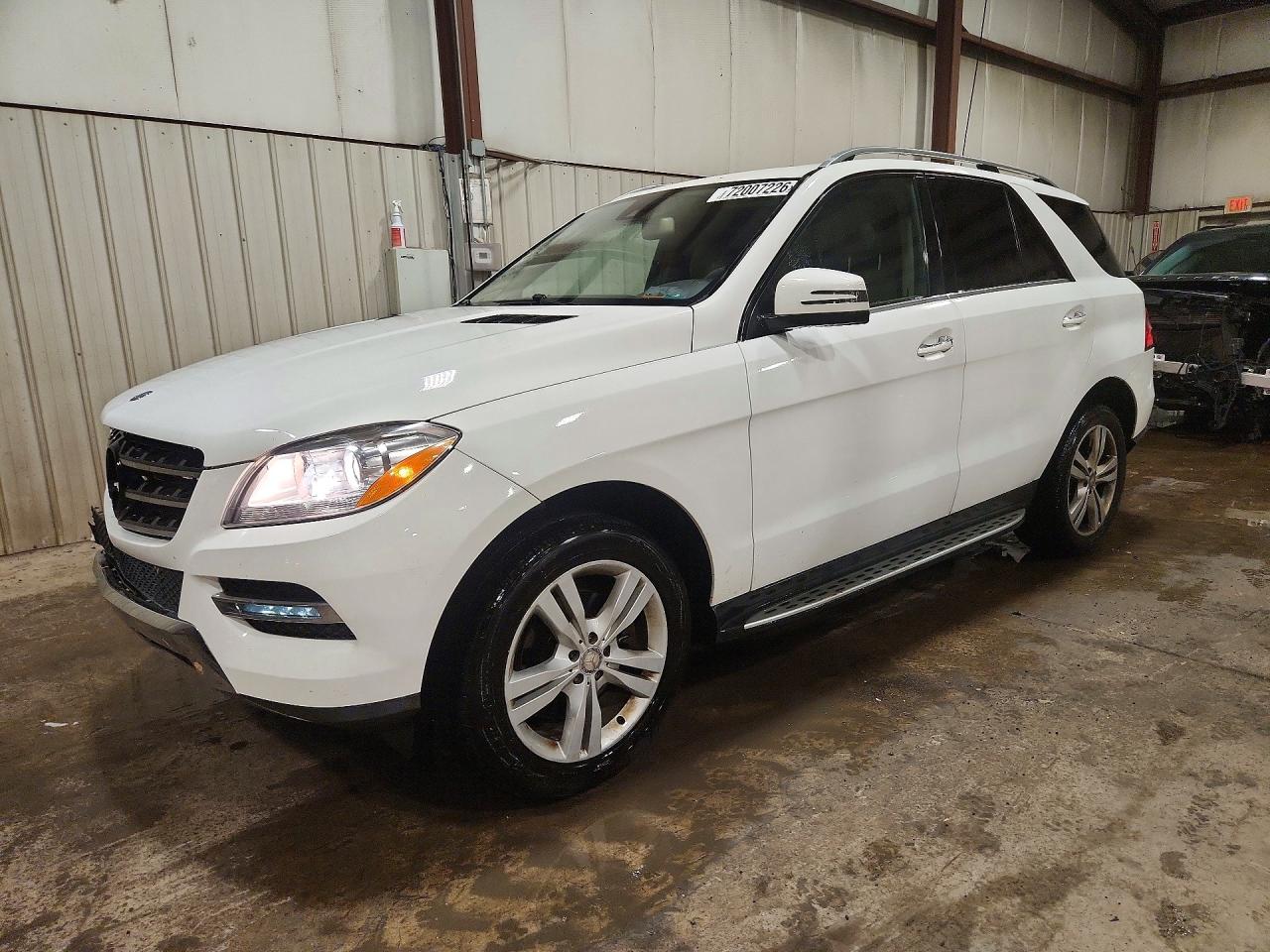 2015 MERCEDES-BENZ ML ML350 — Front 3/4