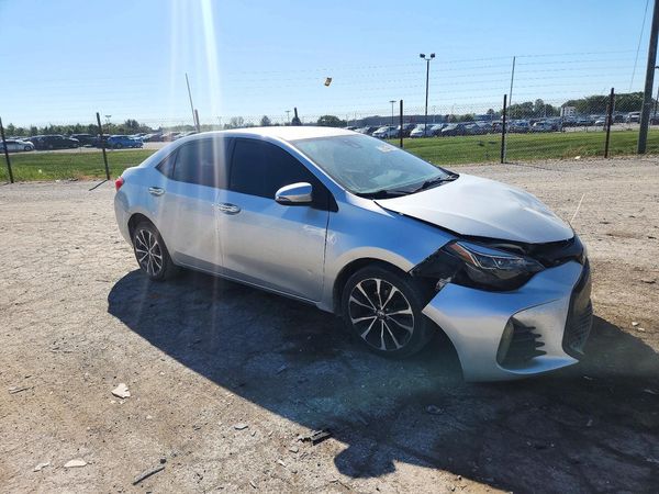 2017 TOYOTA COROLLA — Passenger 3/4