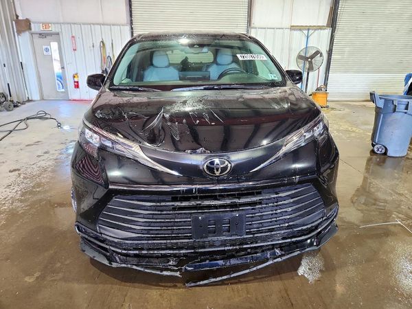 2026 TOYOTA SIENNA LE — DIRF