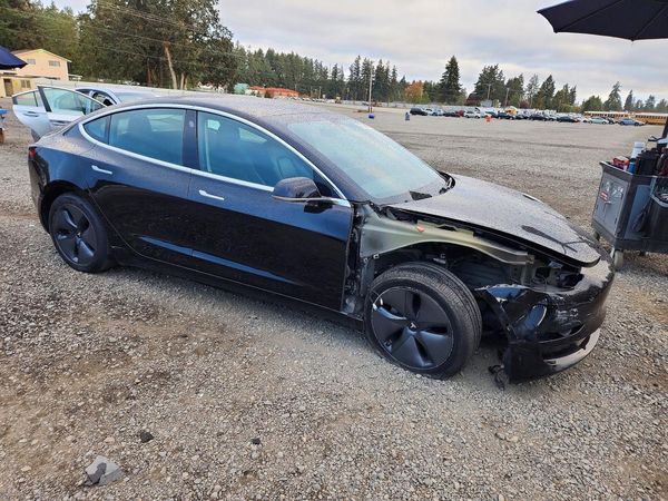 2019 TESLA MODEL 3 — Passenger 3/4