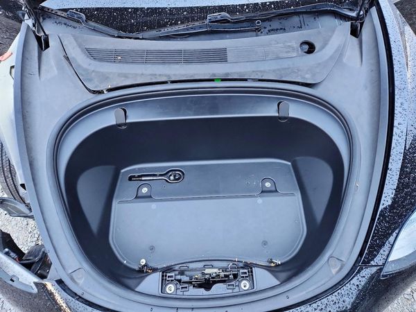 2019 TESLA MODEL 3 — Engine bay