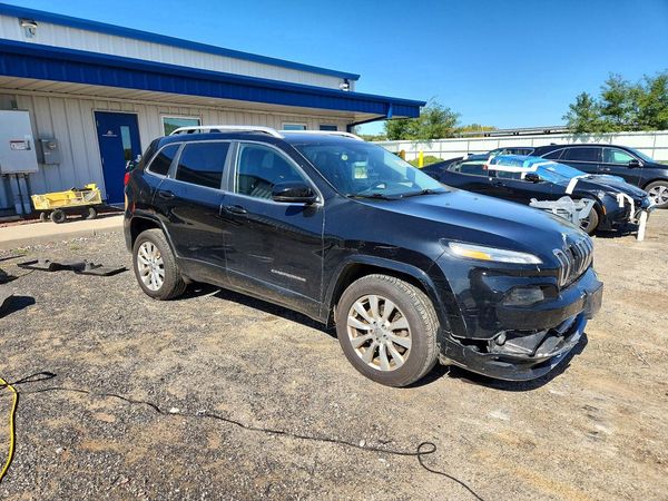 2017 JEEP CHEROKEE Overland — Passenger 3/4