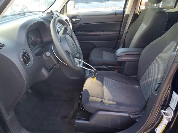 2016 JEEP PATRIOT Sport — DENT