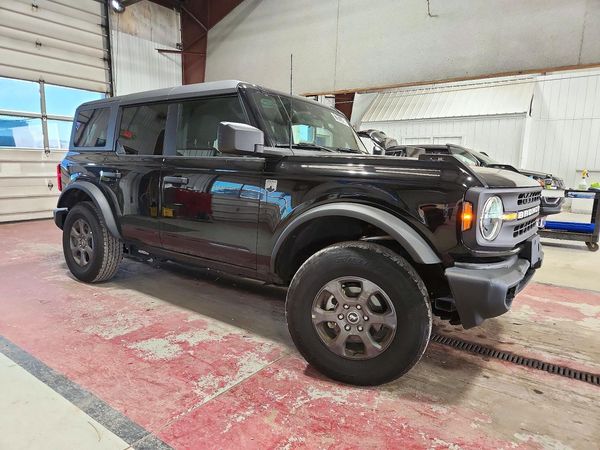 2026 FORD BRONCO Big Bend — Passenger 3/4