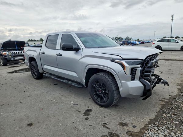 2026 TOYOTA TUNDRA SR — Passenger 3/4