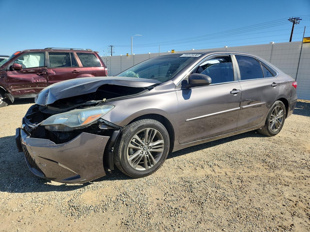 2016 TOYOTA CAMRY — Front 3/4