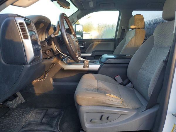 2018 CHEVROLET SILVERADO LT — DENT