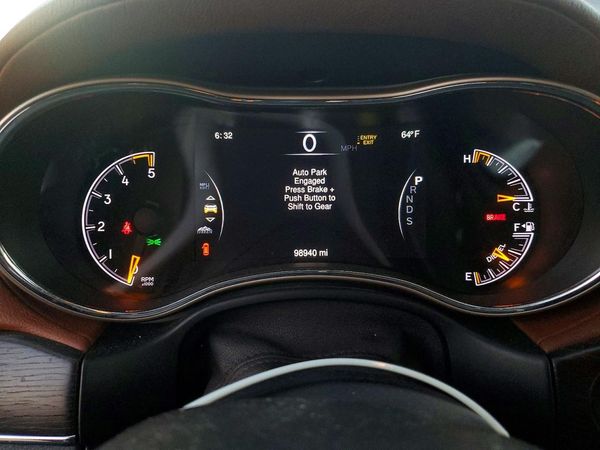 2015 JEEP GRAND CHEROKEE Summit — ODOM