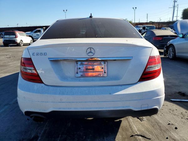 2013 MERCEDES-BENZ C C250 — DIRR