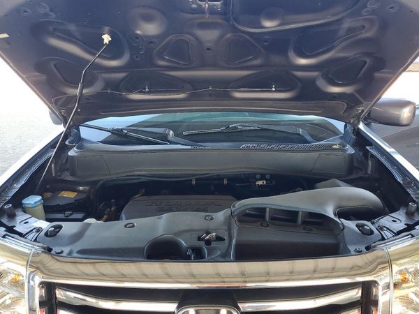 2015 HONDA PILOT EX-L — Engine bay