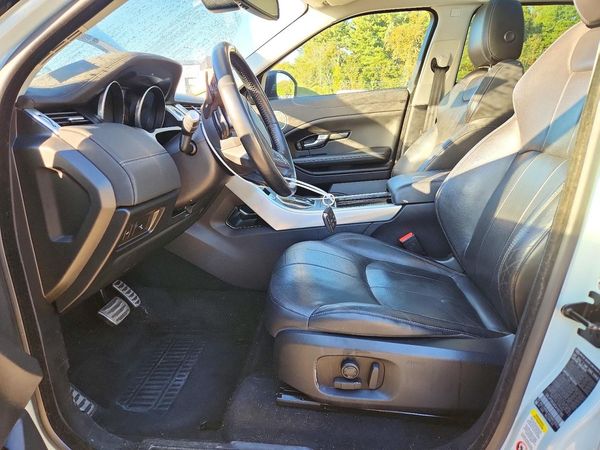 2016 LAND ROVER RANGEROVER SE — DENT
