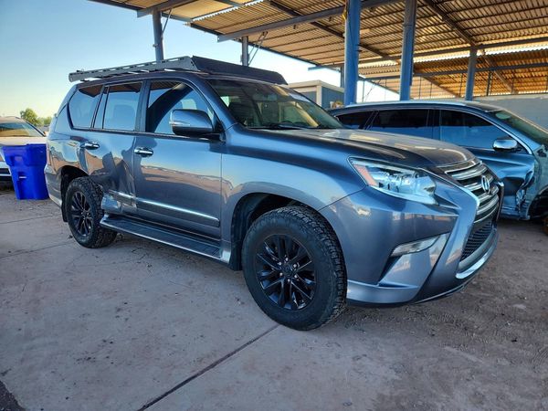 2015 LEXUS GX 460 — Passenger 3/4