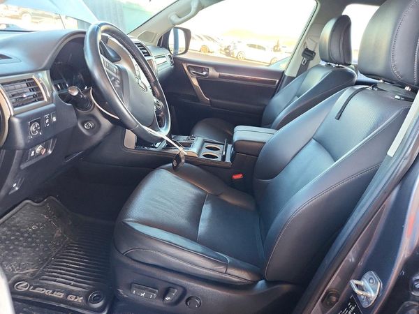 2015 LEXUS GX 460 — DENT