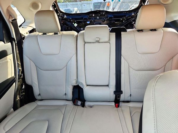 2019 FORD EDGE Titanium — SUVN