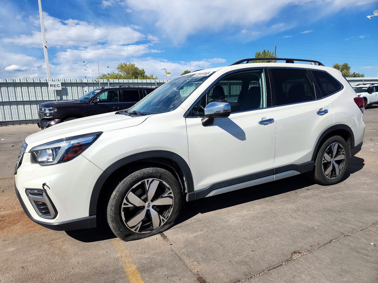 2019 SUBARU FORESTER — Front 3/4