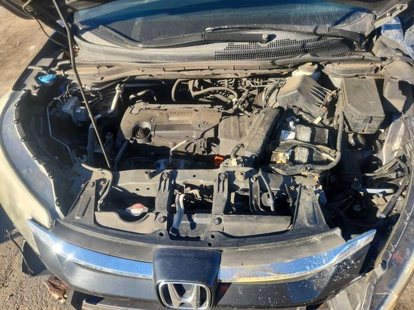2016 HONDA CRV EX-L — Engine bay