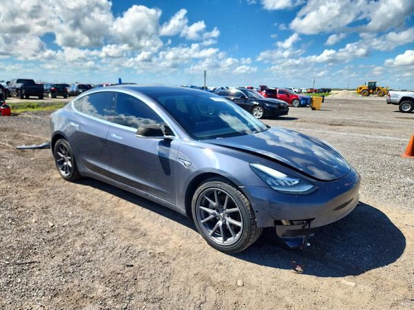 2020 TESLA MODEL 3 — Passenger 3/4