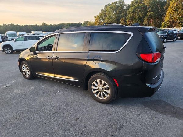2017 CHRYSLER PACIFICA Touring L — DSRA