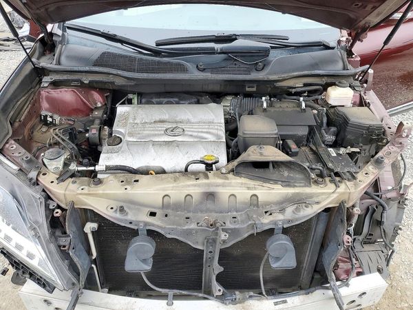 2015 LEXUS RX350 — Engine bay
