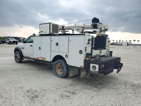 2015 RAM 5500 REG CAB CHASSIS — DSRA