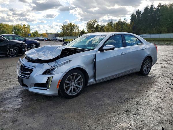 2017 CADILLAC CTS Luxury — Front 3/4