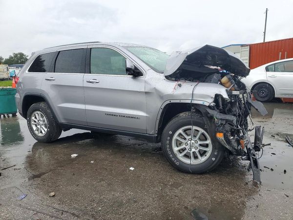 2018 JEEP CHEROKEE Laredo — Passenger 3/4