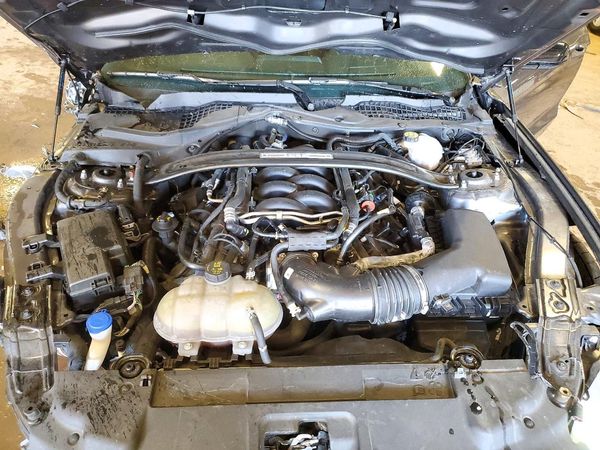 2021 FORD MUSTANG GT Coupe — Engine bay