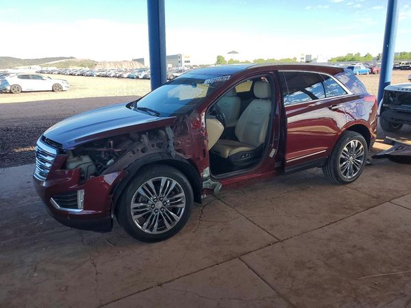2017 CADILLAC XT5 — DSFA — Front 3/4