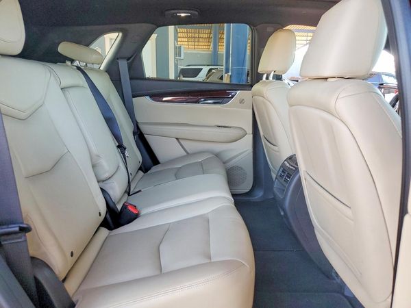 2017 CADILLAC XT5 Premium Luxury — PSRS
