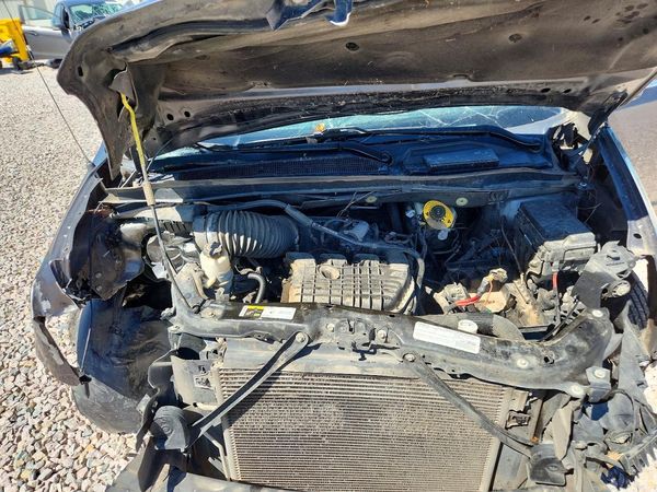 2020 DODGE CARAVAN SXT — Engine bay