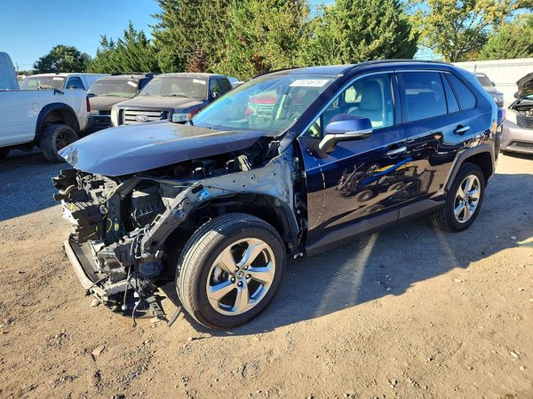 2019 TOYOTA RAV4 — DSFA — Front 3/4
